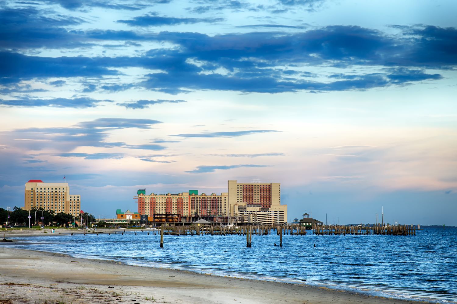 When Is the Best Time to Visit Biloxi, Mississippi?  Biloxi Beach