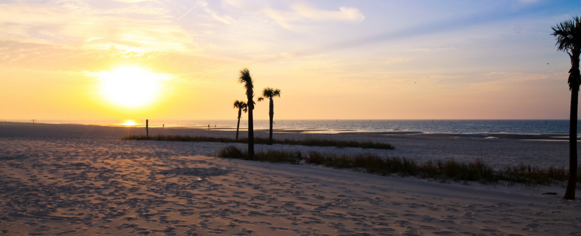 how-to-spend-the-day-at-the-gulfport-ms-beach-biloxi-beach-resort