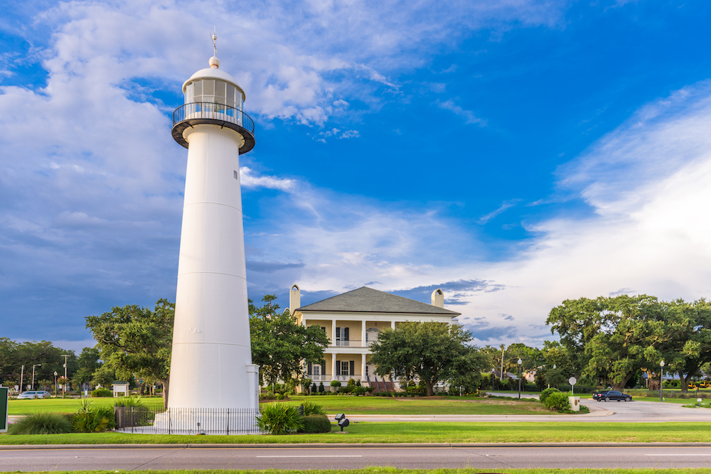 solo travel to biloxi